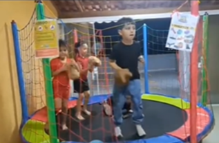 pula pula kids aluguel de brinquedos 