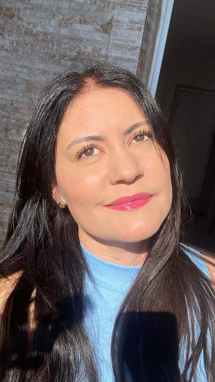 Foto da autora Geizy Reis