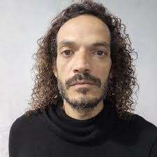 Ismael Trabuco, artista e pesquisador da performance