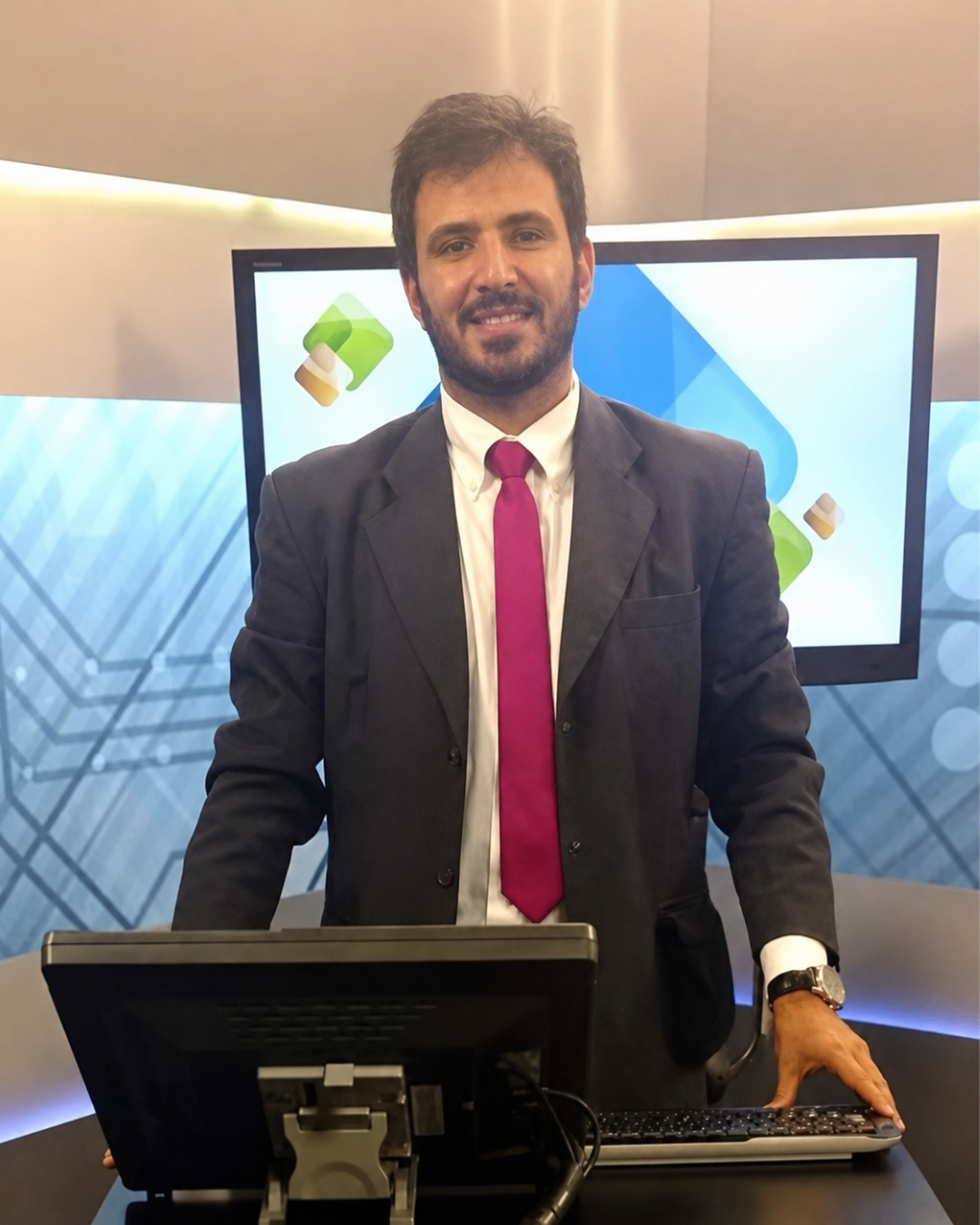 Foto do Professor Carlos Eduardo