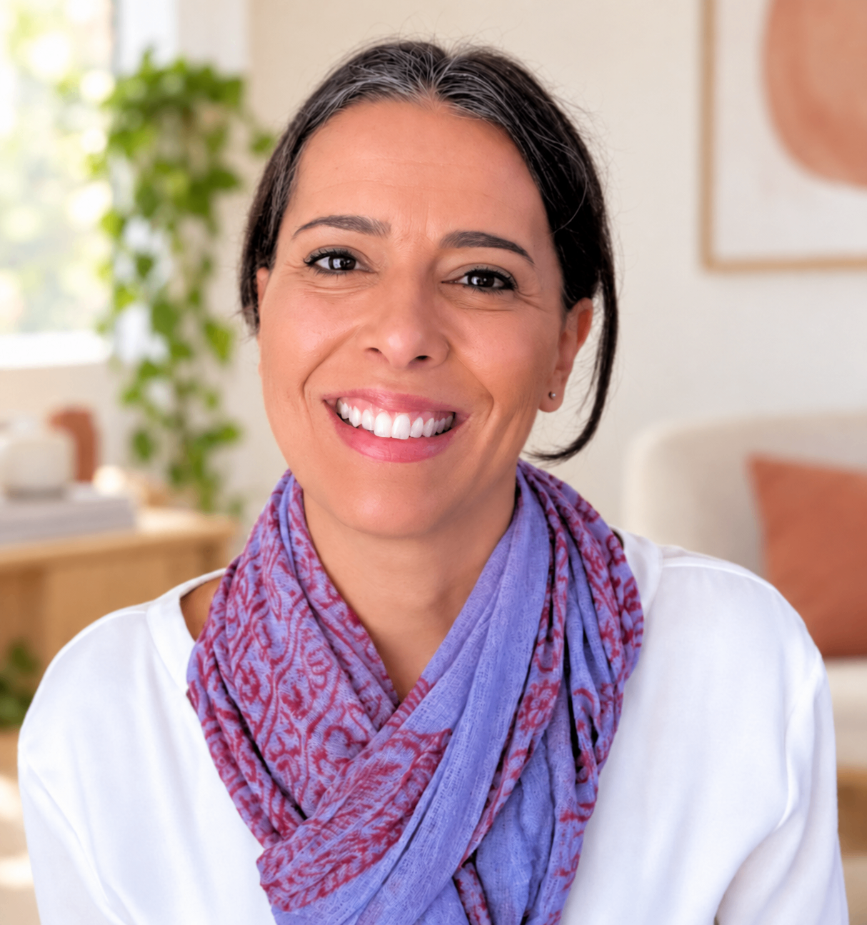 Luciana Prakash - Yoga Terapeuta