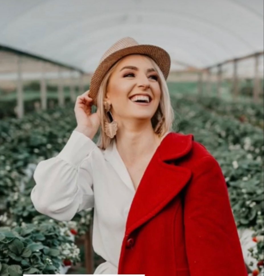 Foto de Roseane Soares Sorrindo