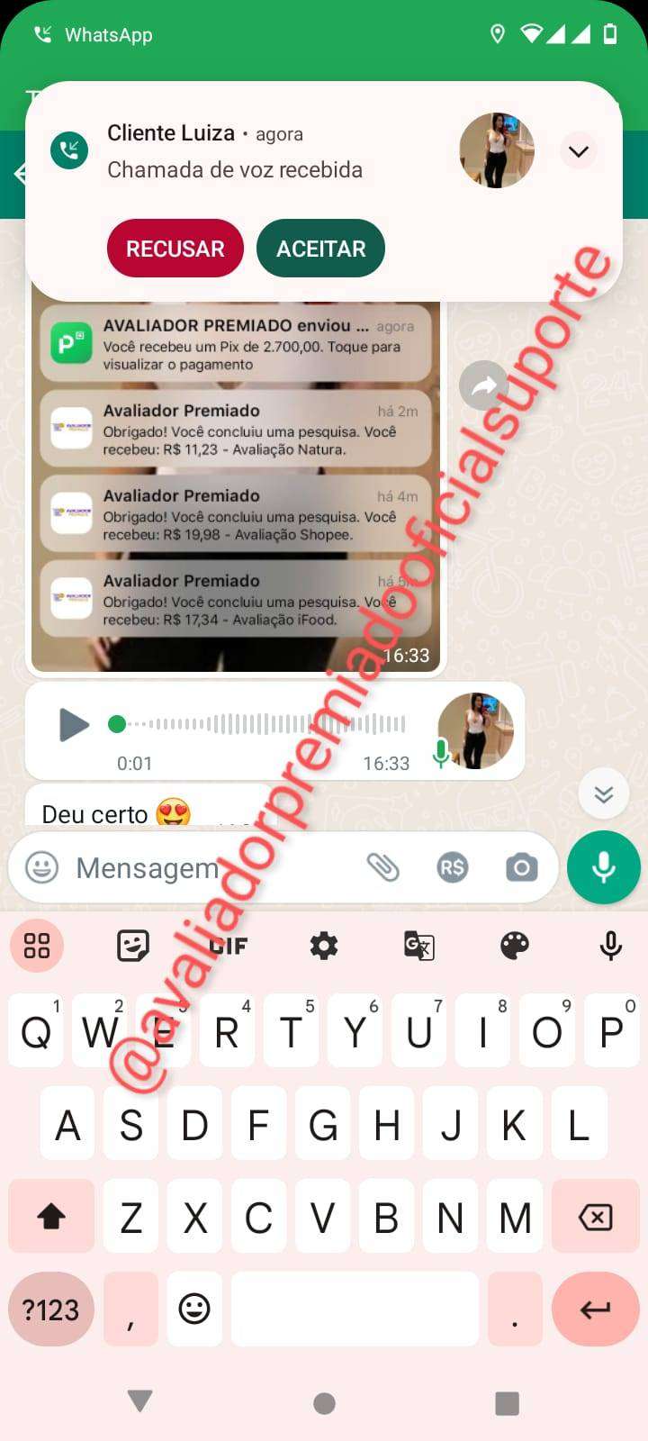 Foto de Ariane Silva Sorrindo