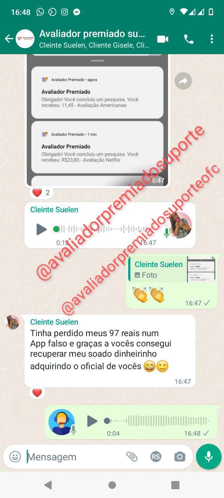 Foto de Ariane Silva Sorrindo