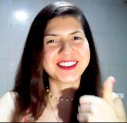 Foto de Roseane Soares Sorrindo