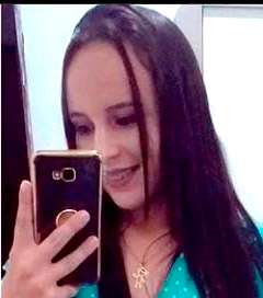 Foto de Iolanda Flores Sorrindo